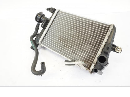 Framsidan på Vattenkyl från en BMW R 1250 GS -2019 motorcykel.