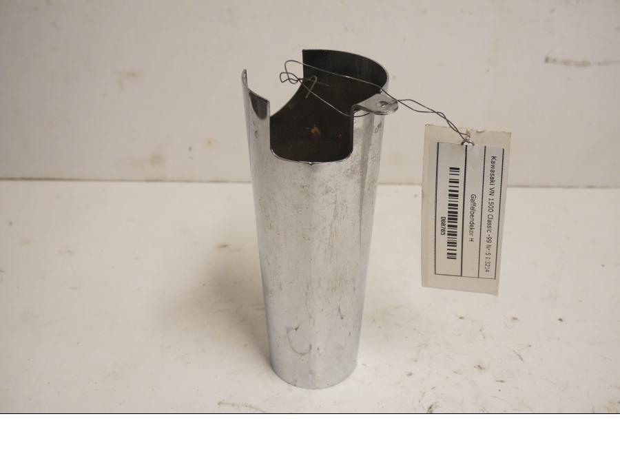 Framsidan på Gaffelbendekor från en Kawasaki VN 1500 -1999 motorcykel.