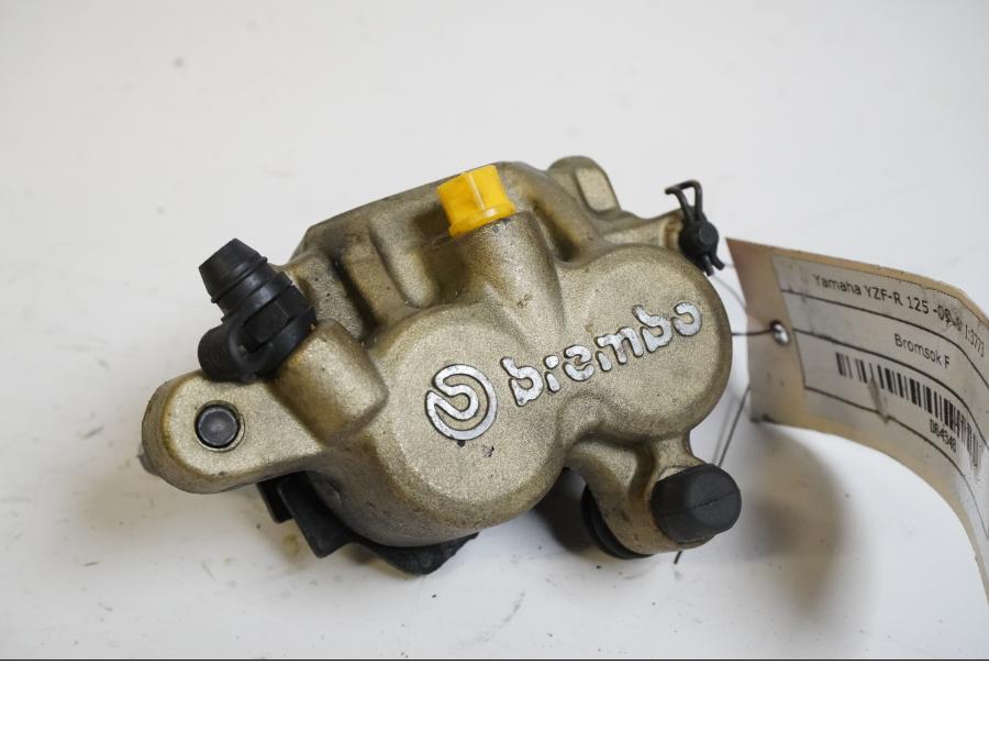 Framsidan på Bromsok från en Yamaha YZF-R 125 -2009 motorcykel.