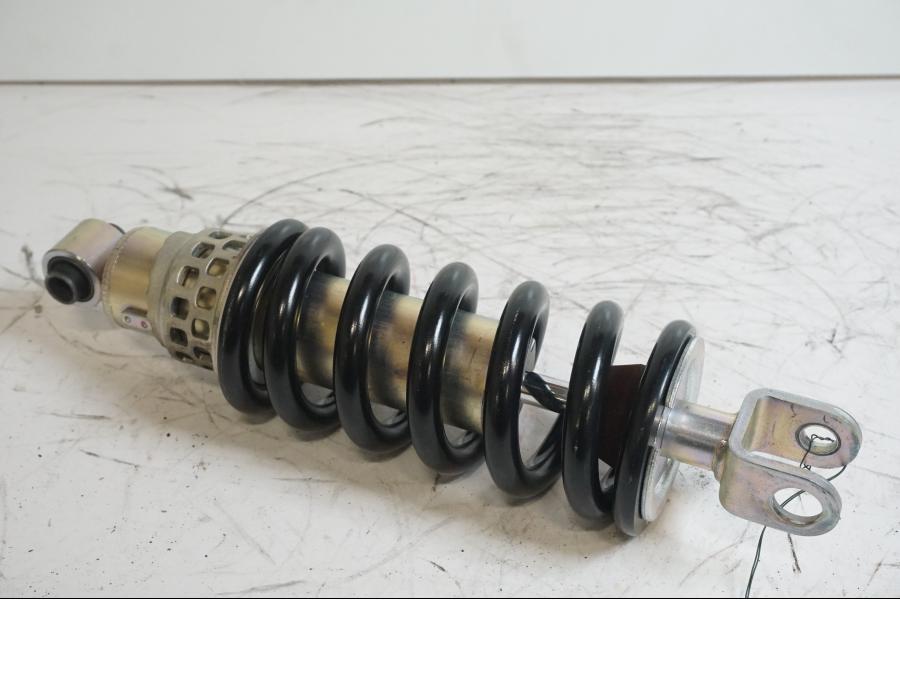 Framsidan på Stötdämpare från en Yamaha XVS 1300 -2008 motorcykel.