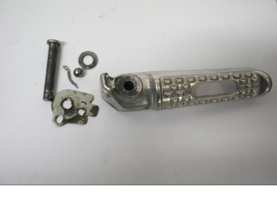 Framsidan på Fotpinne från en Honda CBR 1000 RR -2007 motorcykel.