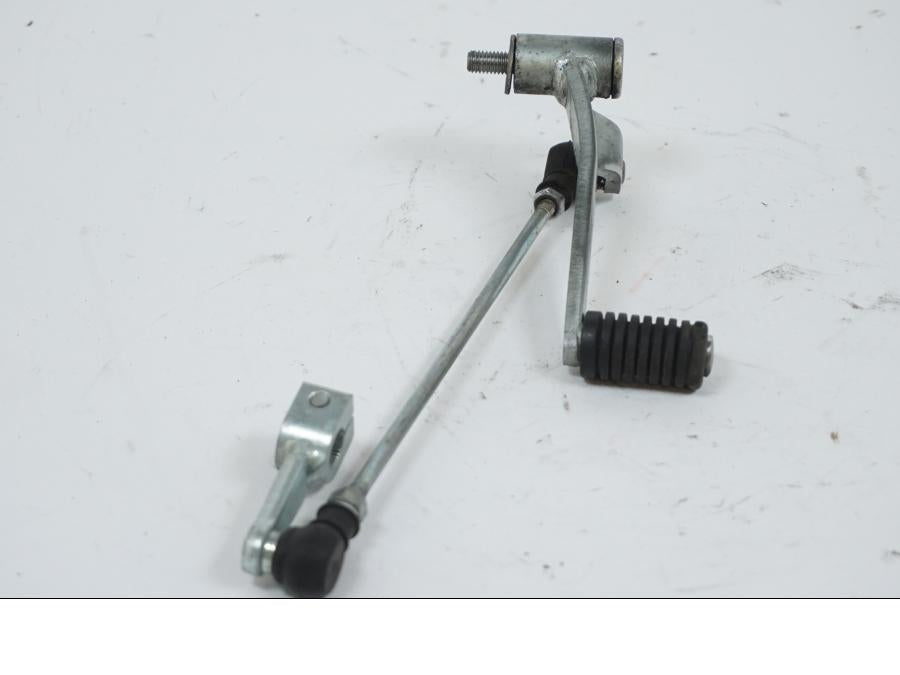 Baksidan på Växelpedal från en Honda CBR 600 -1998 motorcykel.