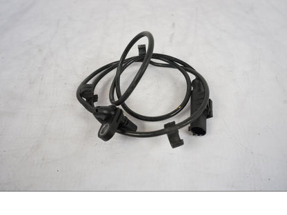 Framsidan på ABS givare från en KTM 125 Duke -2017 motorcykel.