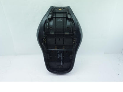 Snett uppifrån på Sadel från en Kawasaki Vulcan 800 Drifter -1999 motorcykel.