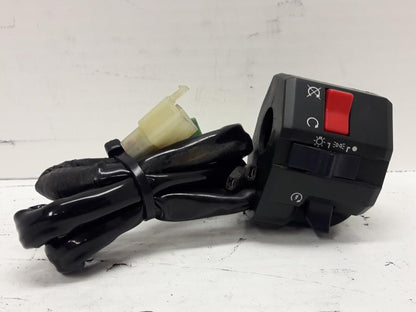 Framsidan på Styrelreglage från en Kawasaki KLE 500 -2001 motorcykel.