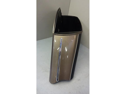 Höger sida på Sidoväska från en Indian Roadmaster -2019 motorcykel.