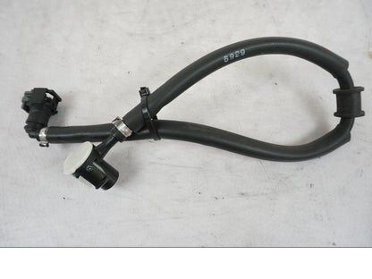 Framsidan på Bensinledning från en Yamaha MT 125 -2017 motorcykel.