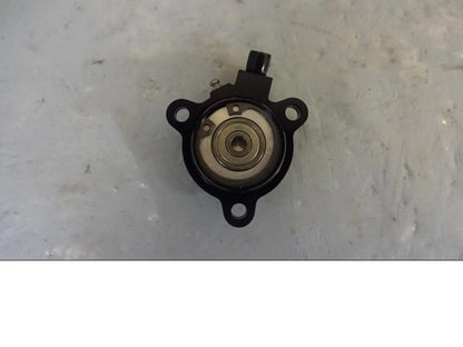 Baksidan på Kopplingslavcylinder från en BMW R 1200 GSA -2014 motorcykel.