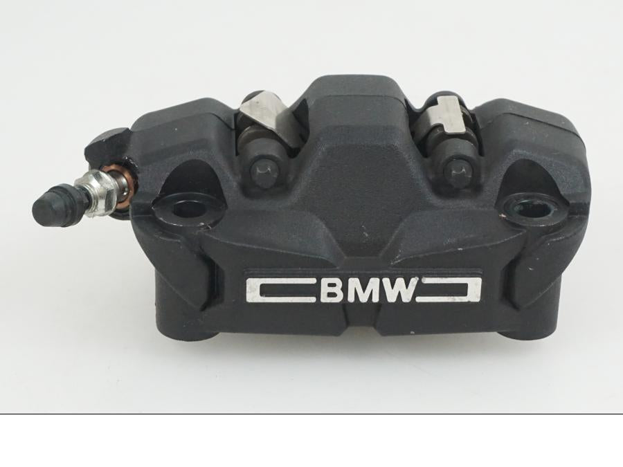 Framsidan på Bromsok från en BMW R 1250 GS -2023 motorcykel.