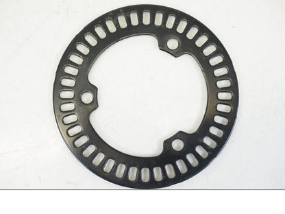 Baksidan på ABS krans från en Yamaha XSR 700 -2016 motorcykel.