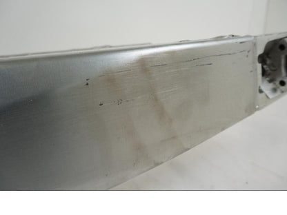 Snett nerifrån på Sving från en Yamaha FZR 1000 -1990 motorcykel.