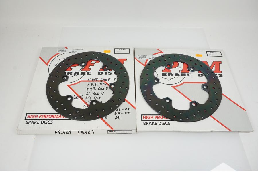 Framsidan på Bromsskiva från en Honda CBR 600 -1994 motorcykel.