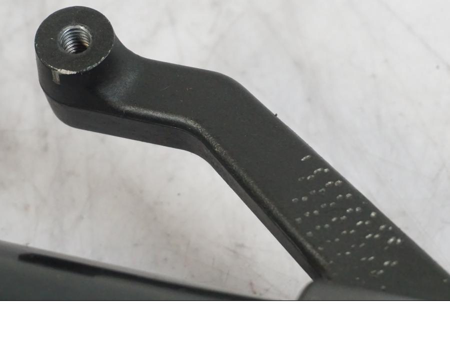 Snett nerifrån på Gaffelben från en Kawasaki ZX-10R -2008 motorcykel.