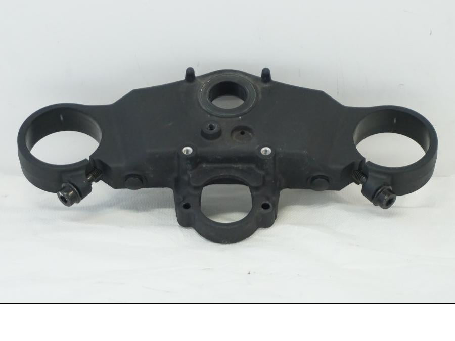 Baksidan på Gaffelkrona från en Honda CBR 1000 RR -2005 motorcykel.