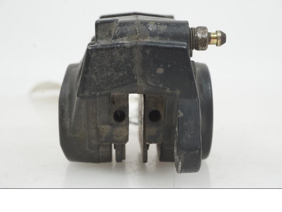 Vänster sida på Bromsok från en Piaggio MP3 250 -2006 motorcykel.