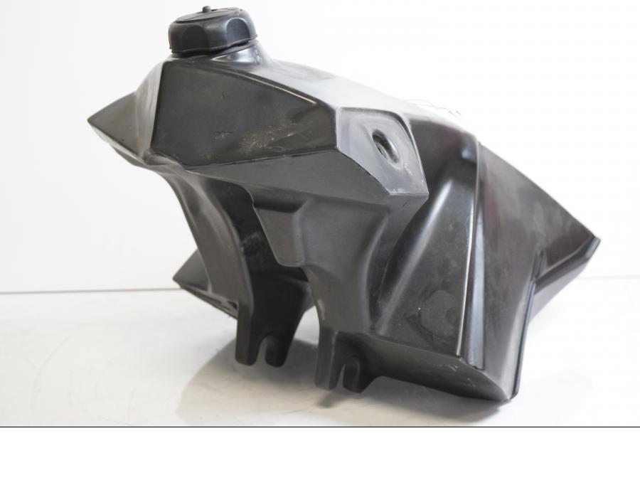 Vänster sida på Bensintank från en KTM 625 SMC -2005 motorcykel.