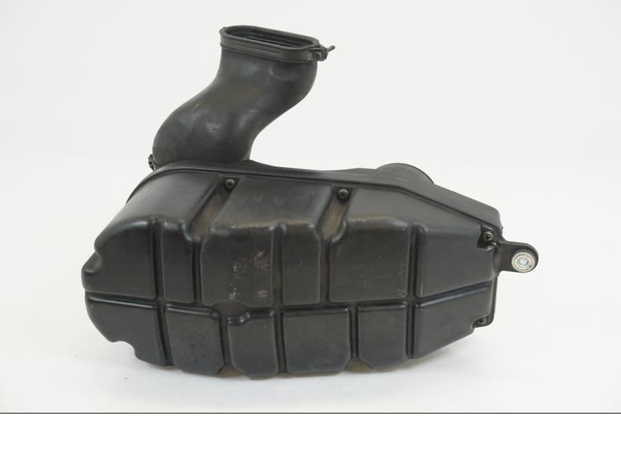 Höger sida på Luftburk från en Yamaha XVS 1100 -2003 motorcykel.