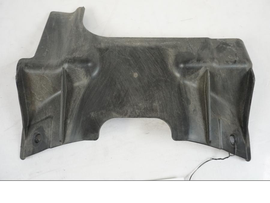 Baksidan på Undertail från en Suzuki VZR 1800 -2009 motorcykel.