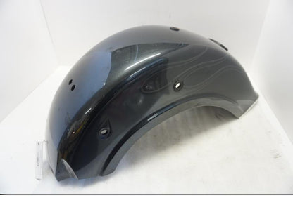 Baksidan på Bakskärm från en Suzuki VL 800 -2004 motorcykel.