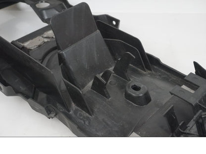 Vänster sida på Undertail från en Suzuki GSX-R 750 -2009 motorcykel.