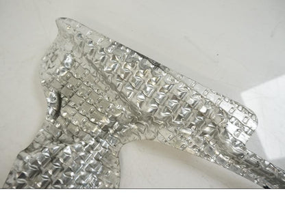 Snett nerifrån på Värmeskydd från en Suzuki GSX-R 1000 -2007 motorcykel.