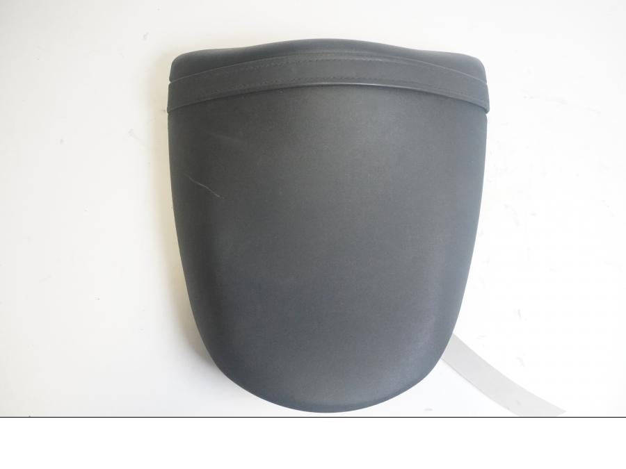 Framsidan på Sadel från en Kawasaki Z 1000 -2003 motorcykel.