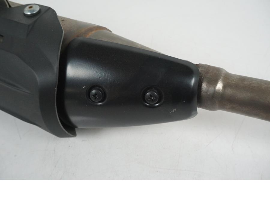 Höger sida på Ljuddämpare från en Yamaha XT 660 X -2005 motorcykel.