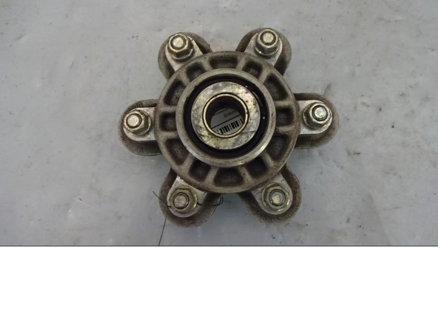 Framsidan på Drevfäste från en Ducati ST2 -2001 motorcykel.