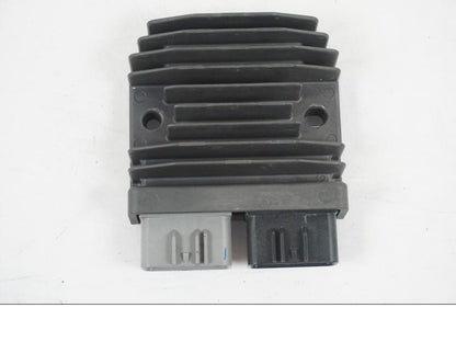 Framsidan på Likriktare från en Yamaha MT-07 -2019 motorcykel.