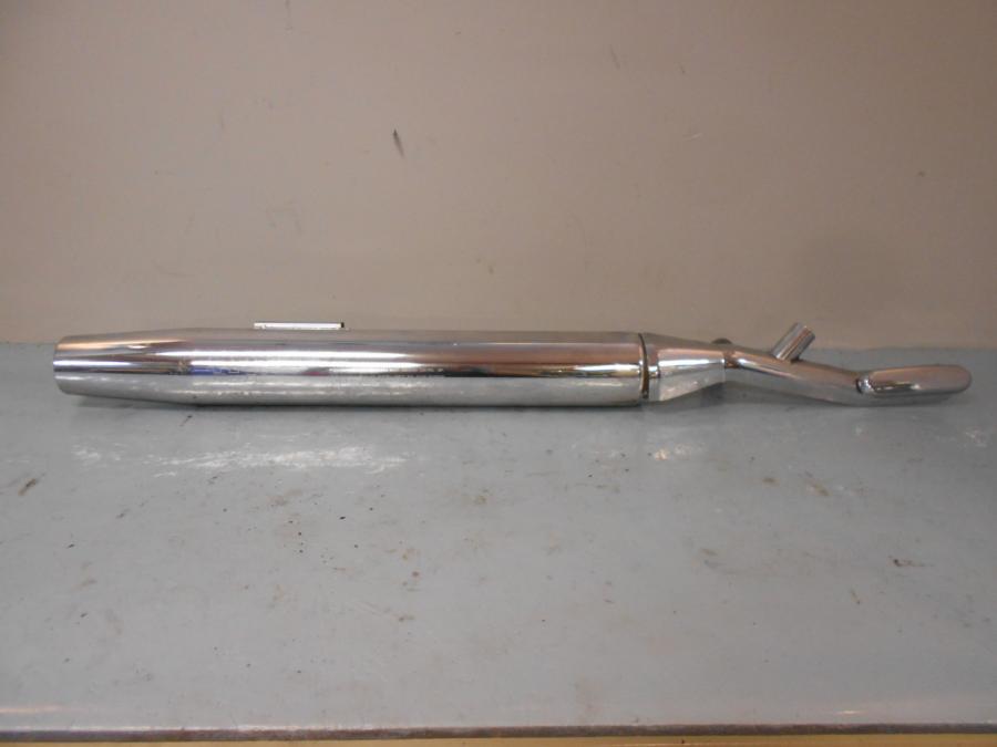 Framsidan på Ljuddämpare från en Kawasaki VN 1500 Classic Tourer -2002 motorcykel.