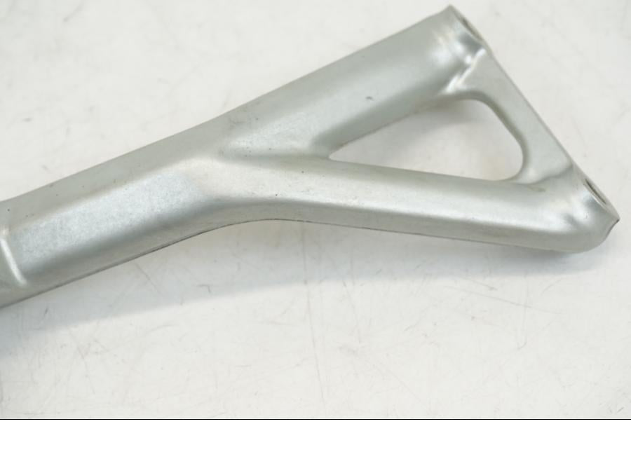 Snett uppifrån på Fotpinne från en Ducati Streetfighter V4 -2020 motorcykel.