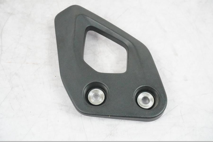 Framsidan på Hälskydd från en BMW R 1250 GSA -2021 motorcykel.