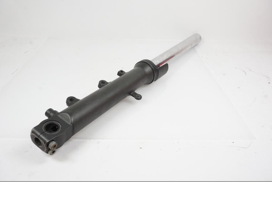 Höger sida på Gaffelben från en Yamaha YZF R6 -2006 motorcykel.