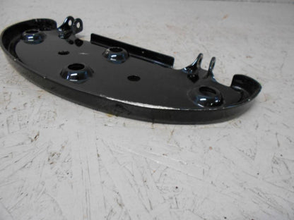 Höger sida på Fotplatta från en H-D Harley diverse -2016 motorcykel.