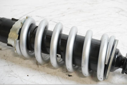 Höger sida på Stötdämpare från en Yamaha MT-07 -2014 motorcykel.