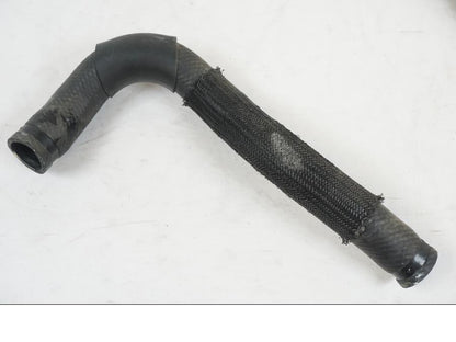 Vänster sida på Vattenkyl Slang Set från en Suzuki VZR 1800 -2009 motorcykel.