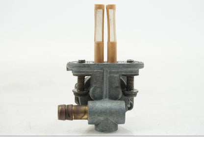 Höger sida på Bensinkran från en Yamaha YZF R6 -1999 motorcykel.