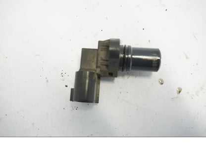 Höger sida på Kamaxelgivare från en Suzuki DL 1000 -2003 motorcykel.