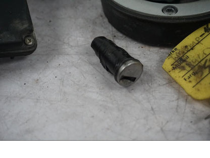 Snett nerifrån på Låssats från en Triumph Tiger Explorer -2016 motorcykel.