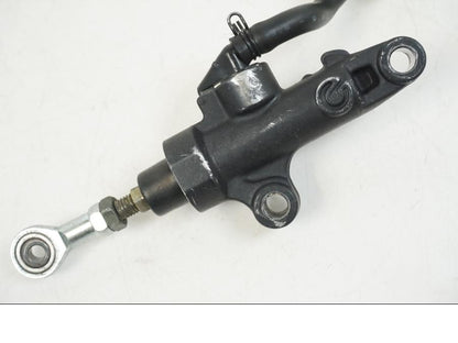 Baksidan på Bromshuvudcylinder från en Yamaha YZF 1000 R1 -2006 motorcykel.