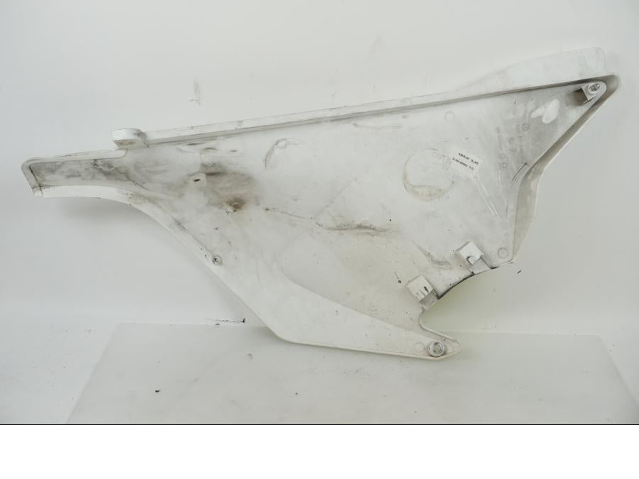 Baksidan på Kåpor från en Husqvarna 701 SUPERMOTO ABS -2016 motorcykel.