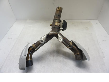 Baksidan på Grenrör från en Ducati Monster 796 -2013 motorcykel.