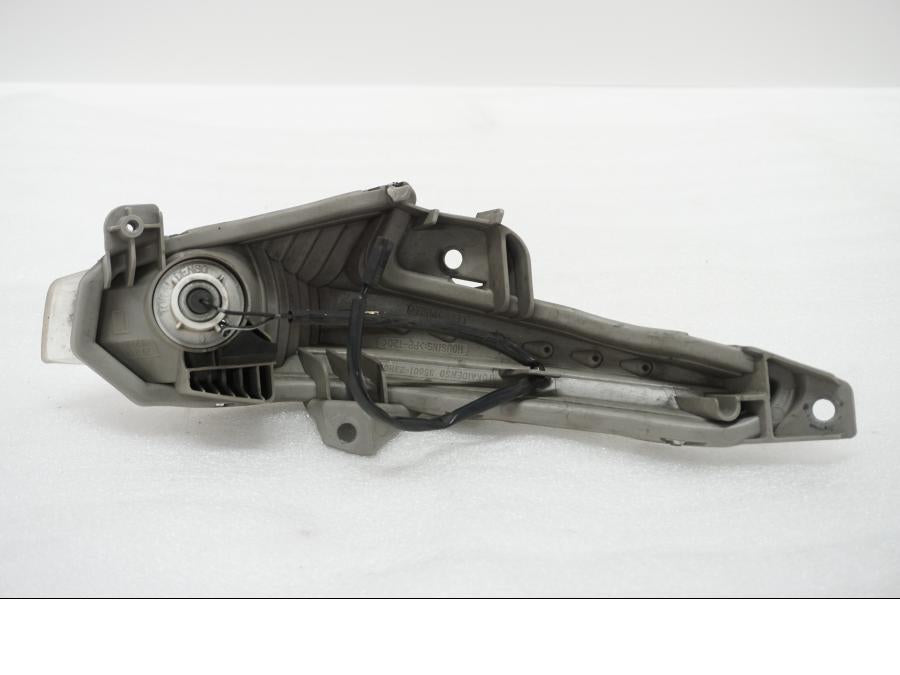 Höger sida på Blinkers från en Suzuki GSX 1300 BK -2008 motorcykel.