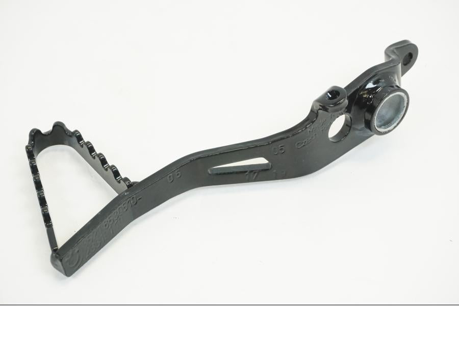 Baksidan på Bromspedal från en BMW R 1250 GS -2019 motorcykel.