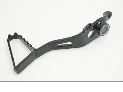 Baksidan på Bromspedal från en BMW R 1250 GS -2019 motorcykel.