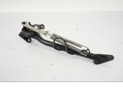 Baksidan på Sidostöd från en BMW R 1150 RS -2003 motorcykel.