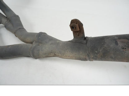 Snett uppifrån på Grenrör från en Suzuki GSX-R 750 -2001 motorcykel.