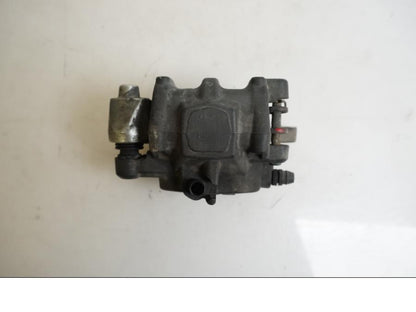 Vänster sida på Bromsok från en BMW K 1200 S -2007 motorcykel.