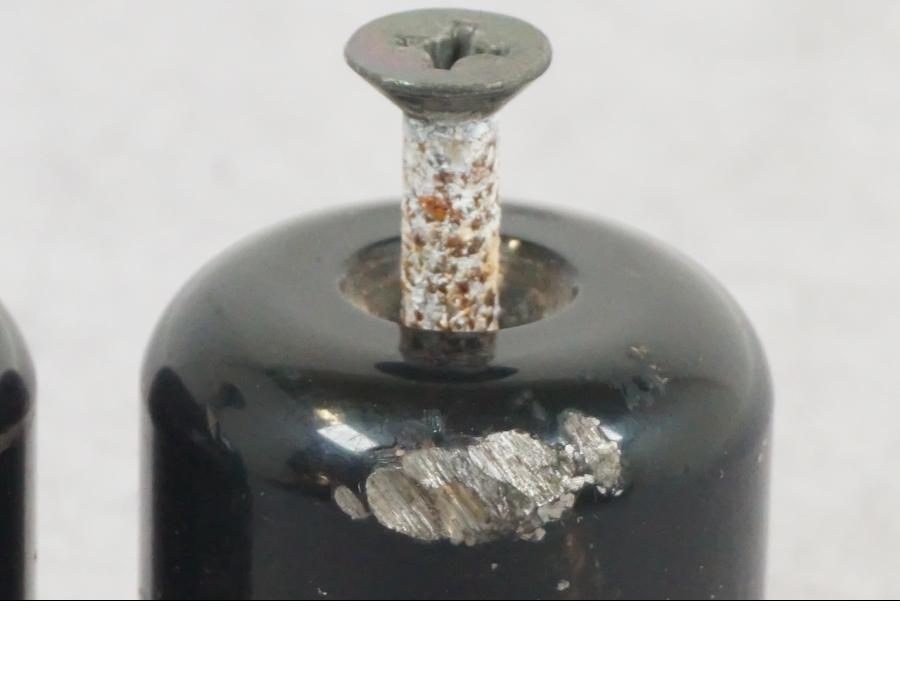 Baksidan på Styrvikt från en Suzuki GSX 1300 RX -1999 motorcykel.