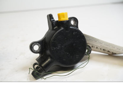 Framsidan på Kopplingslavcylinder från en Honda CBR 1000 RR -2006 motorcykel.